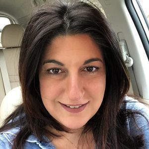 Meet your Posher, Tina